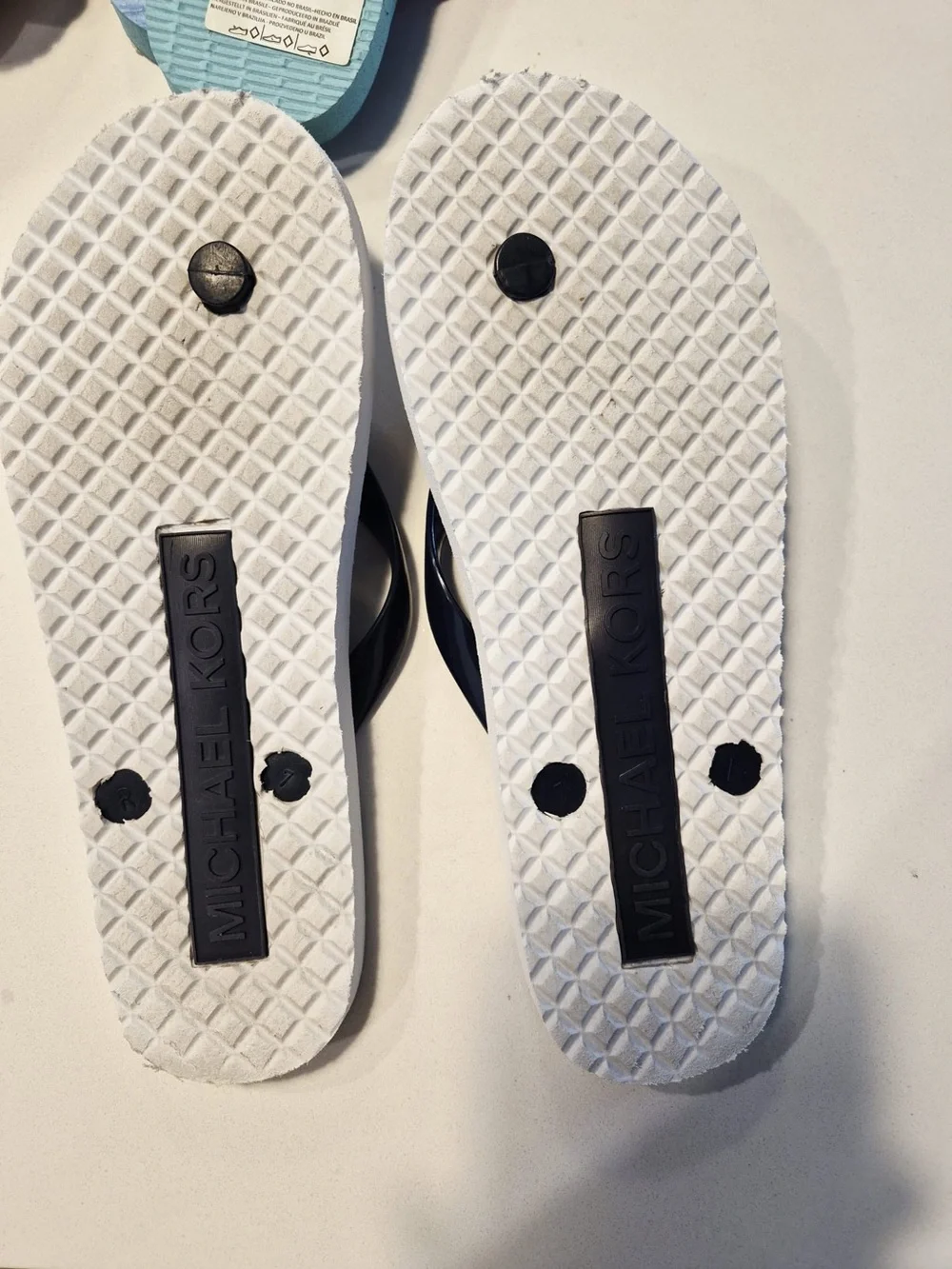 Michael Kors White & Navy Logo Jelly Flip Flops with Gold Accents size 5